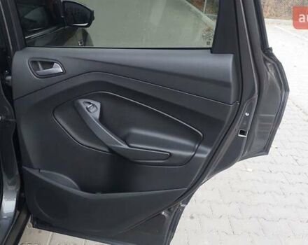 Серый Форд Куга, объемом двигателя 2 л и пробегом 130 тыс. км за 14850 $, фото 49 на Automoto.ua