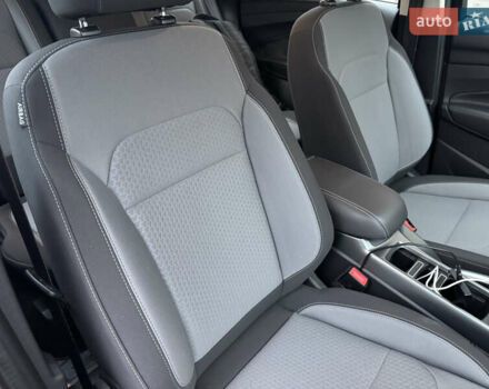 Серый Форд Куга, объемом двигателя 1.5 л и пробегом 94 тыс. км за 12800 $, фото 16 на Automoto.ua