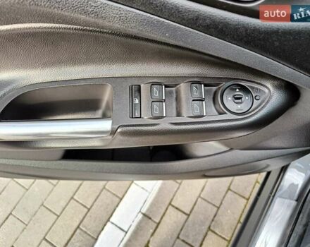 Серый Форд Куга, объемом двигателя 2 л и пробегом 140 тыс. км за 16500 $, фото 17 на Automoto.ua