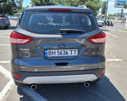 Серый Форд Куга, объемом двигателя 2 л и пробегом 145 тыс. км за 15700 $, фото 4 на Automoto.ua