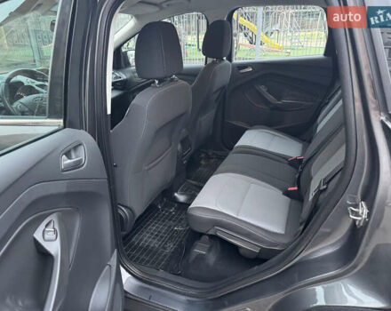 Серый Форд Куга, объемом двигателя 1.5 л и пробегом 94 тыс. км за 12800 $, фото 26 на Automoto.ua