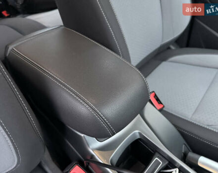 Серый Форд Куга, объемом двигателя 1.5 л и пробегом 94 тыс. км за 12800 $, фото 18 на Automoto.ua