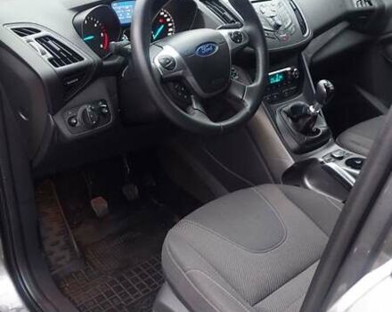 Сірий Форд Куга, об'ємом двигуна 2 л та пробігом 130 тис. км за 15500 $, фото 34 на Automoto.ua