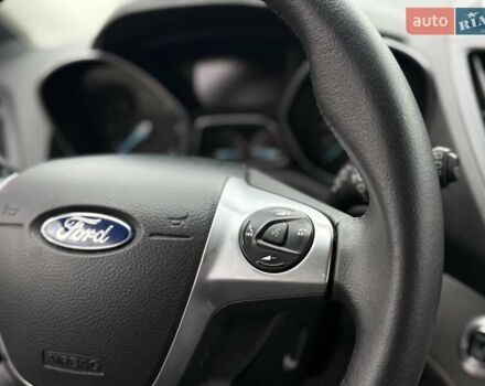 Серый Форд Куга, объемом двигателя 2 л и пробегом 130 тыс. км за 14800 $, фото 45 на Automoto.ua