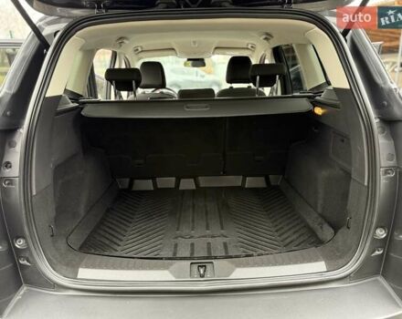 Серый Форд Куга, объемом двигателя 2 л и пробегом 130 тыс. км за 14800 $, фото 58 на Automoto.ua