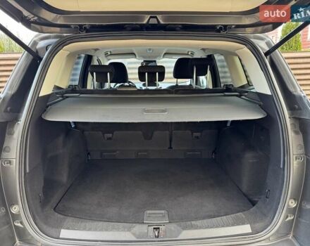 Серый Форд Куга, объемом двигателя 1.5 л и пробегом 180 тыс. км за 11800 $, фото 26 на Automoto.ua