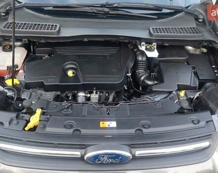 Сірий Форд Куга, об'ємом двигуна 2 л та пробігом 130 тис. км за 15500 $, фото 65 на Automoto.ua