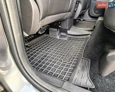 Серый Форд Куга, объемом двигателя 2 л и пробегом 140 тыс. км за 16500 $, фото 27 на Automoto.ua