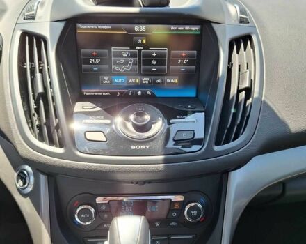 Серый Форд Куга, объемом двигателя 2 л и пробегом 145 тыс. км за 15700 $, фото 14 на Automoto.ua