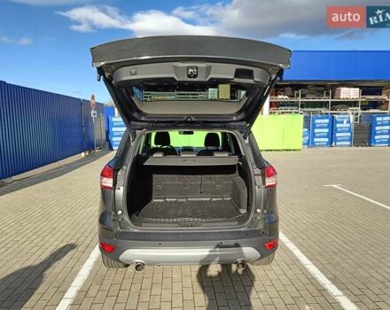 Серый Форд Куга, объемом двигателя 2 л и пробегом 140 тыс. км за 16500 $, фото 9 на Automoto.ua