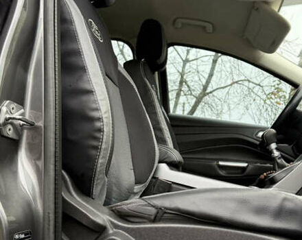 Серый Форд Куга, объемом двигателя 2 л и пробегом 221 тыс. км за 14700 $, фото 21 на Automoto.ua