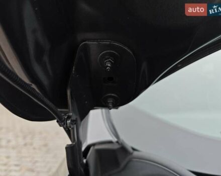 Сірий Форд Куга, об'ємом двигуна 2 л та пробігом 123 тис. км за 23800 $, фото 94 на Automoto.ua