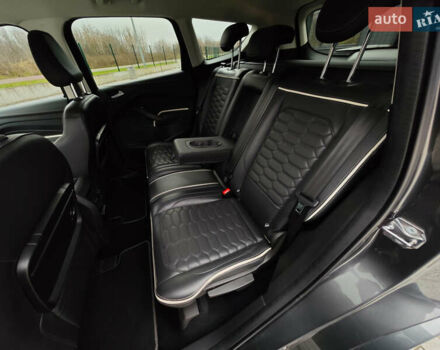 Сірий Форд Куга, об'ємом двигуна 2 л та пробігом 123 тис. км за 23800 $, фото 45 на Automoto.ua