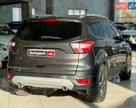 Форд Куга 2017 в Одессе на Automoto.ua Серый Форд Куга, объемом двигателя 2 л и пробегом 270 тыс. км за 12990 $, фото 4 на Automoto.ua