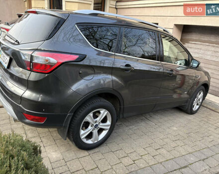 Сірий Форд Куга, об'ємом двигуна 2 л та пробігом 115 тис. км за 20599 $, фото 15 на Automoto.ua