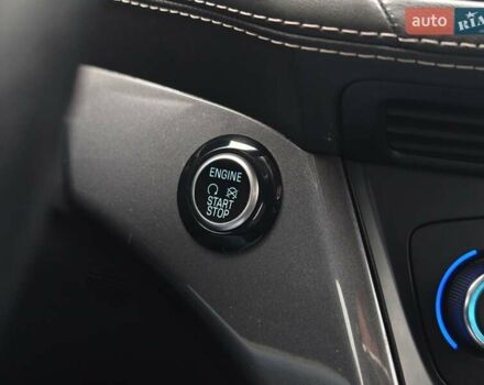 Сірий Форд Куга, об'ємом двигуна 2 л та пробігом 123 тис. км за 23800 $, фото 103 на Automoto.ua