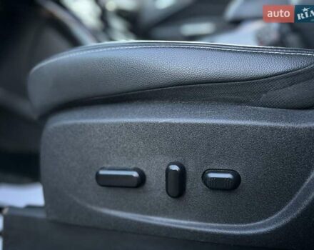Форд Куга 2017 в Львове на Automoto.ua Серый Форд Куга, объемом двигателя 2 л и пробегом 115 тыс. км за 21150 $, фото 16 на Automoto.ua