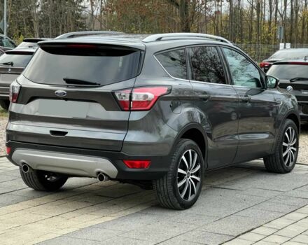 Серый Форд Куга, объемом двигателя 2 л и пробегом 56 тыс. км за 12000 $, фото 7 на Automoto.ua