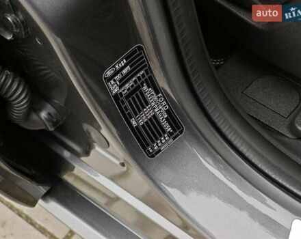 Сірий Форд Куга, об'ємом двигуна 2 л та пробігом 123 тис. км за 23800 $, фото 81 на Automoto.ua