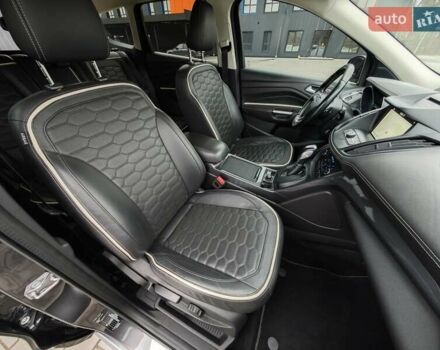 Сірий Форд Куга, об'ємом двигуна 2 л та пробігом 123 тис. км за 23800 $, фото 80 на Automoto.ua