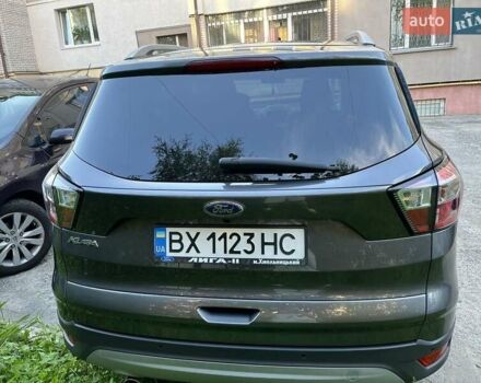 Серый Форд Куга, объемом двигателя 2 л и пробегом 148 тыс. км за 17750 $, фото 5 на Automoto.ua
