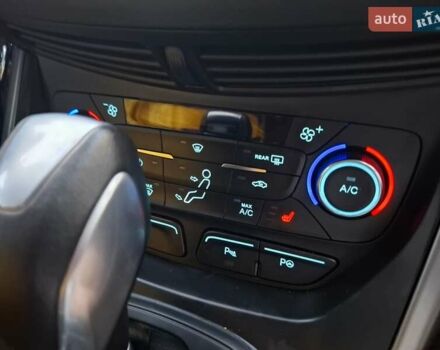 Форд Куга 2017 в Золочев на Automoto.ua Серый Форд Куга, объемом двигателя 2 л и пробегом 188 тыс. км за 16400 $, фото 18 на Automoto.ua