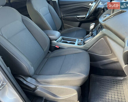 Сірий Форд Куга, об'ємом двигуна 2 л та пробігом 117 тис. км за 16999 $, фото 22 на Automoto.ua