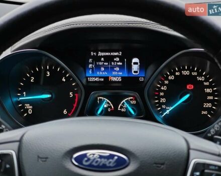 Сірий Форд Куга, об'ємом двигуна 2 л та пробігом 123 тис. км за 23800 $, фото 101 на Automoto.ua