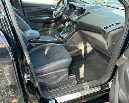 Форд Куга 2017 в Черновцах на Automoto.ua Серый Форд Куга, объемом двигателя 2 л и пробегом 61 тыс. км за 12400 $, фото 9 на Automoto.ua