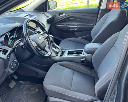 Сірий Форд Куга, об'ємом двигуна 2 л та пробігом 92 тис. км за 16499 $, фото 37 на Automoto.ua