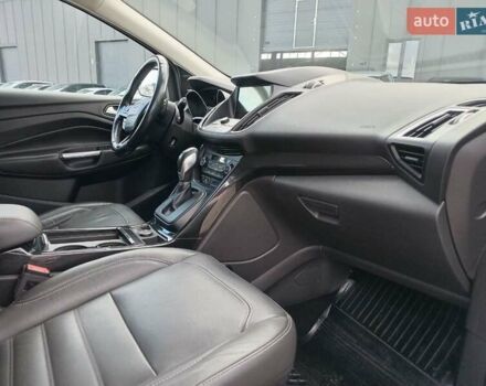 Серый Форд Куга, объемом двигателя 2 л и пробегом 115 тыс. км за 19680 $, фото 3 на Automoto.ua