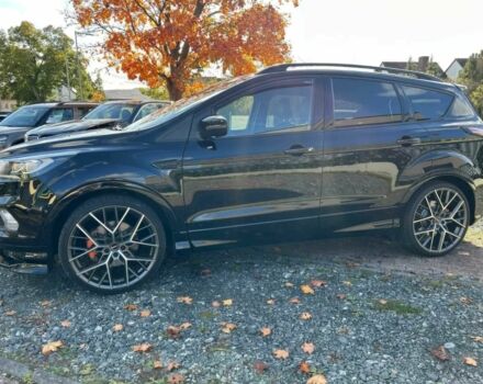 Форд Куга 2017 в Черновцах на Automoto.ua Серый Форд Куга, объемом двигателя 2 л и пробегом 61 тыс. км за 12400 $, фото 5 на Automoto.ua