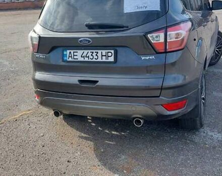 Сірий Форд Куга, об'ємом двигуна 2 л та пробігом 268 тис. км за 12500 $, фото 10 на Automoto.ua