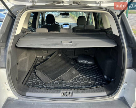 Сірий Форд Куга, об'ємом двигуна 2 л та пробігом 117 тис. км за 16999 $, фото 31 на Automoto.ua