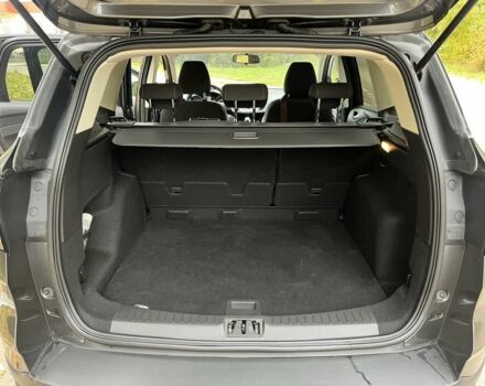 Серый Форд Куга, объемом двигателя 2 л и пробегом 144 тыс. км за 17700 $, фото 12 на Automoto.ua