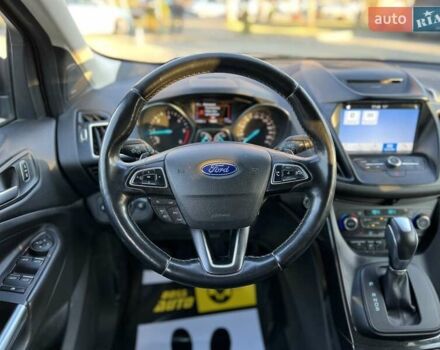 Форд Куга 2017 в Львове на Automoto.ua Серый Форд Куга, объемом двигателя 2 л и пробегом 115 тыс. км за 21150 $, фото 13 на Automoto.ua