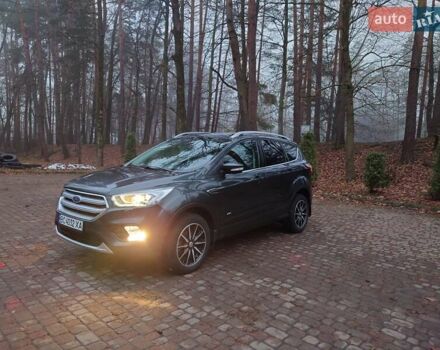 Серый Форд Куга, объемом двигателя 2 л и пробегом 95 тыс. км за 16900 $, фото 2 на Automoto.ua