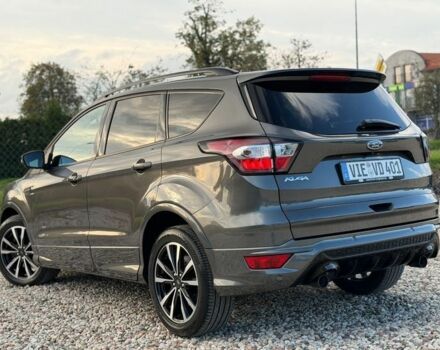Форд Куга 2017 в Киеве на Automoto.ua Серый Форд Куга, объемом двигателя 2 л и пробегом 189 тыс. км за 9500 $, фото 14 на Automoto.ua