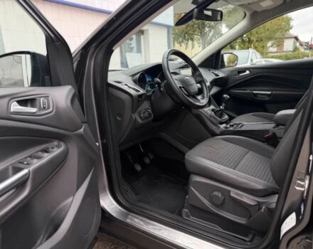 Серый Форд Куга, объемом двигателя 2 л и пробегом 57 тыс. км за 11000 $, фото 9 на Automoto.ua