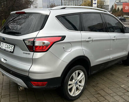 Серый Форд Куга, объемом двигателя 2 л и пробегом 189 тыс. км за 16500 $, фото 6 на Automoto.ua