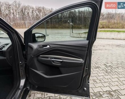 Сірий Форд Куга, об'ємом двигуна 2 л та пробігом 123 тис. км за 23800 $, фото 62 на Automoto.ua