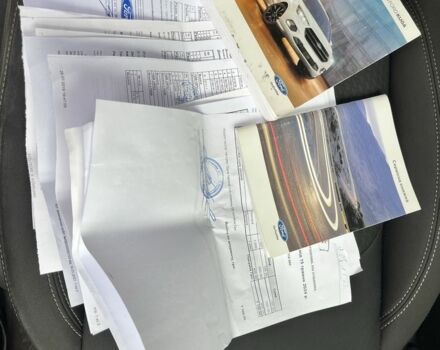 Серый Форд Куга, объемом двигателя 2 л и пробегом 144 тыс. км за 17700 $, фото 6 на Automoto.ua