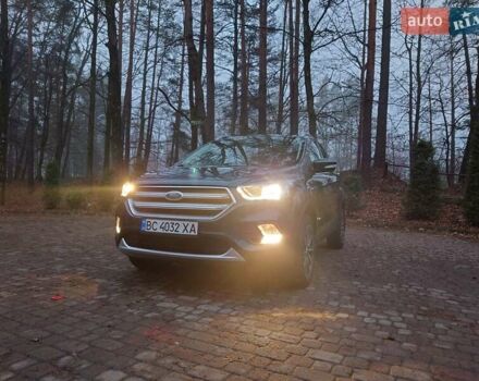 Серый Форд Куга, объемом двигателя 2 л и пробегом 95 тыс. км за 16900 $, фото 3 на Automoto.ua