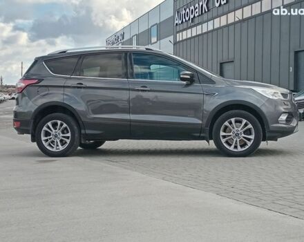 Форд Куга 2017 у Львові на Automoto.ua Сірий Форд Куга, об'ємом двигуна 2 л та пробігом 115 тис. км за 19680 $, фото 23 на Automoto.ua