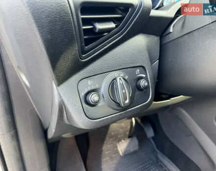 Сірий Форд Куга, об'ємом двигуна 2 л та пробігом 117 тис. км за 16999 $, фото 12 на Automoto.ua