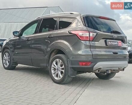 Серый Форд Куга, объемом двигателя 2 л и пробегом 115 тыс. км за 19680 $, фото 20 на Automoto.ua