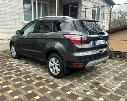 Серый Форд Куга, объемом двигателя 2 л и пробегом 144 тыс. км за 17700 $, фото 4 на Automoto.ua