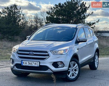 Сірий Форд Куга, об'ємом двигуна 2 л та пробігом 117 тис. км за 16999 $, фото 9 на Automoto.ua