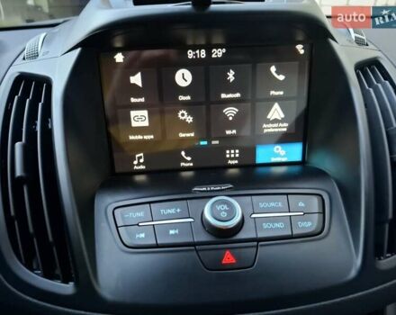 Форд Куга 2017 в Золочев на Automoto.ua Серый Форд Куга, объемом двигателя 2 л и пробегом 188 тыс. км за 16400 $, фото 16 на Automoto.ua