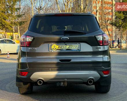 Форд Куга 2017 в Львове на Automoto.ua Серый Форд Куга, объемом двигателя 2 л и пробегом 115 тыс. км за 21150 $, фото 5 на Automoto.ua